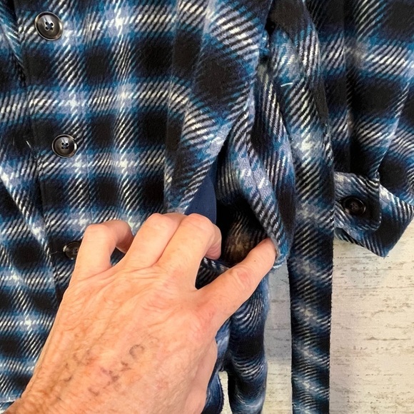 Thick Wool Plaid Shacket Large Blue Black White Belted Jacket Flannel - Picture 7 of 14